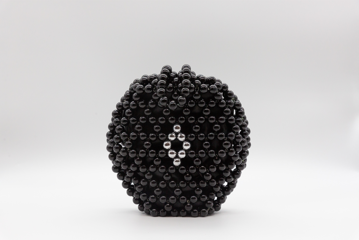 GC Oval Mini - Pearl Black